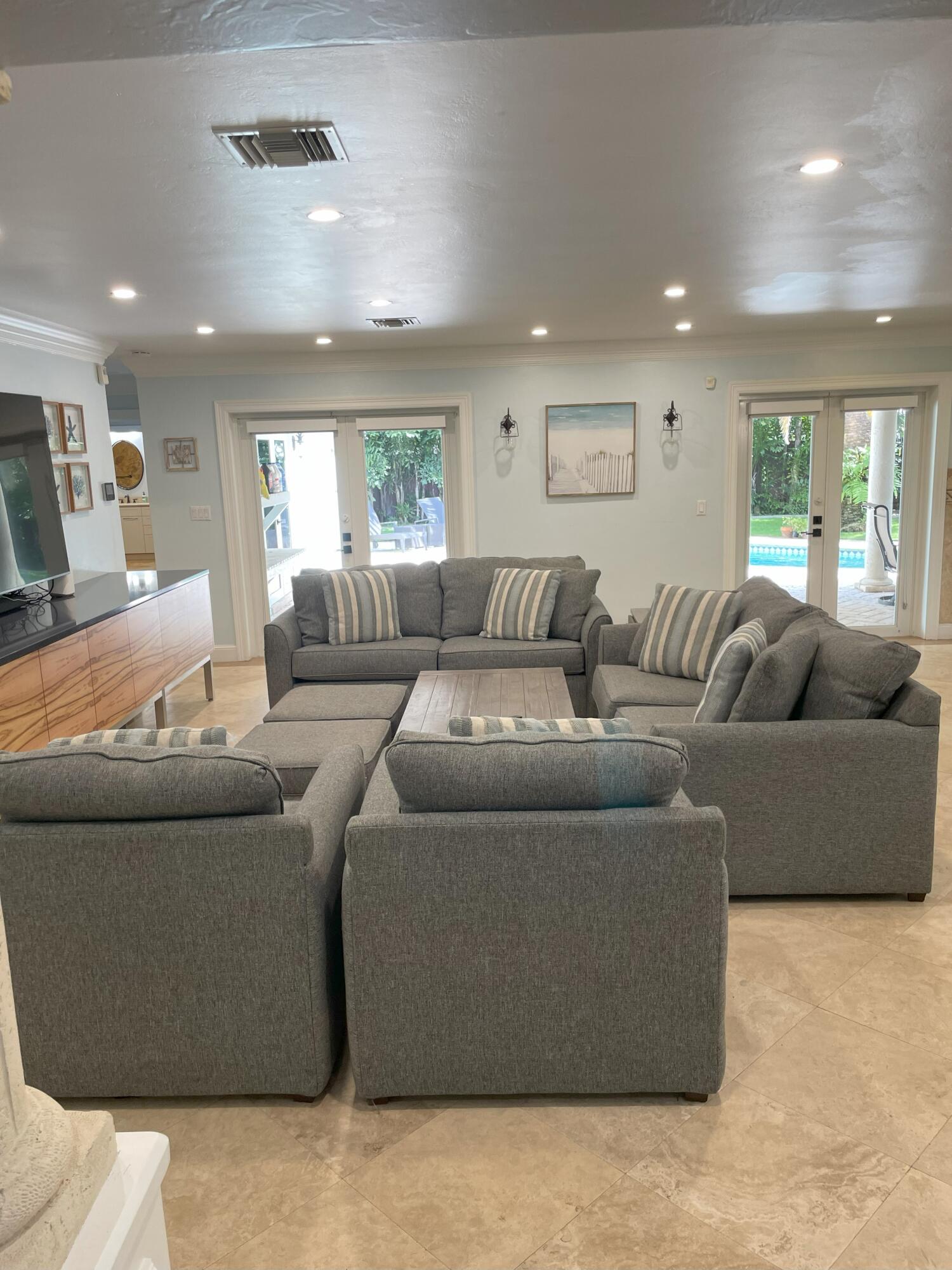 Undisclosed Address Boca Raton, FL 33432 - Photo 31 of 62 IMG_1099