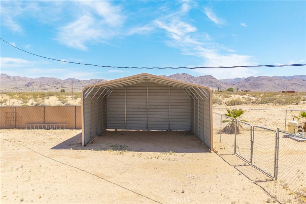 63357 Uranium Road Joshua Tree, CA 92252 - Photo 38 of 54 a view of balcony with ocean view
