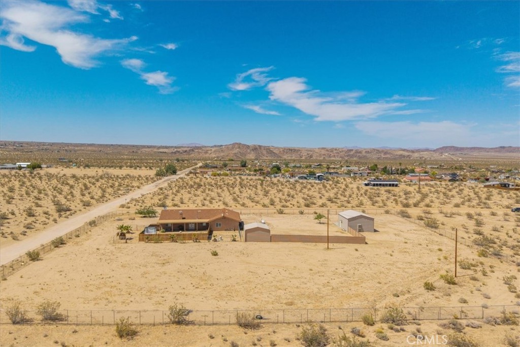 63357 Uranium Road Joshua Tree, CA 92252 - Photo 41 of 54 a view of city and ocean