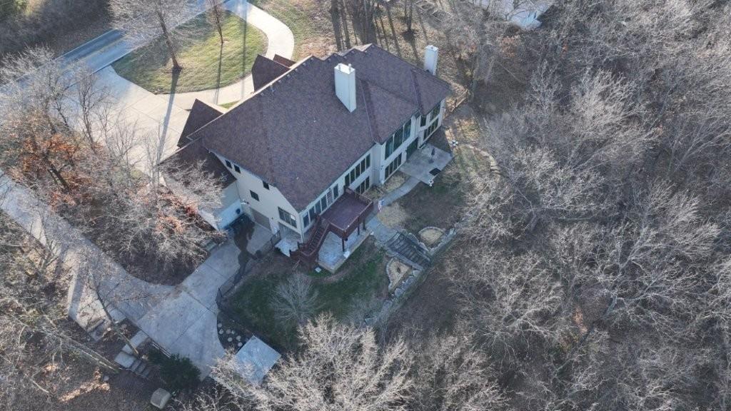 19610 East Bundschu Road Independence, MO 64056 - Photo 10 of 72