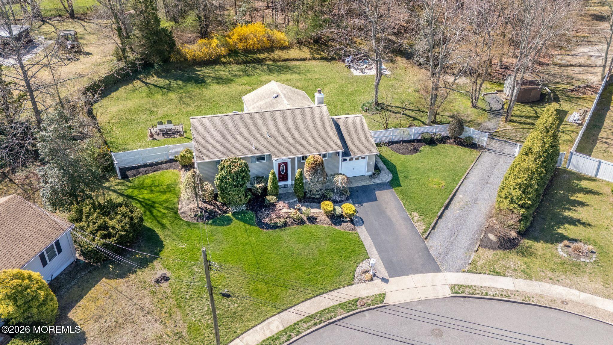 2 Darien Circle Howell, NJ 07731 - Photo 49 of 54 darien11