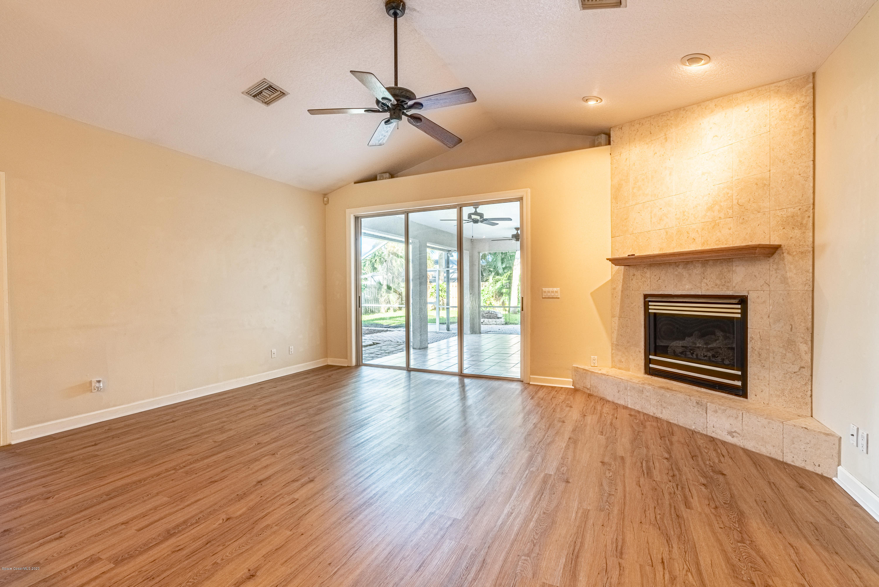 2509 Reed Avenue Melbourne, FL 32901 - Photo 20 of 33 JC7_8169-HDR