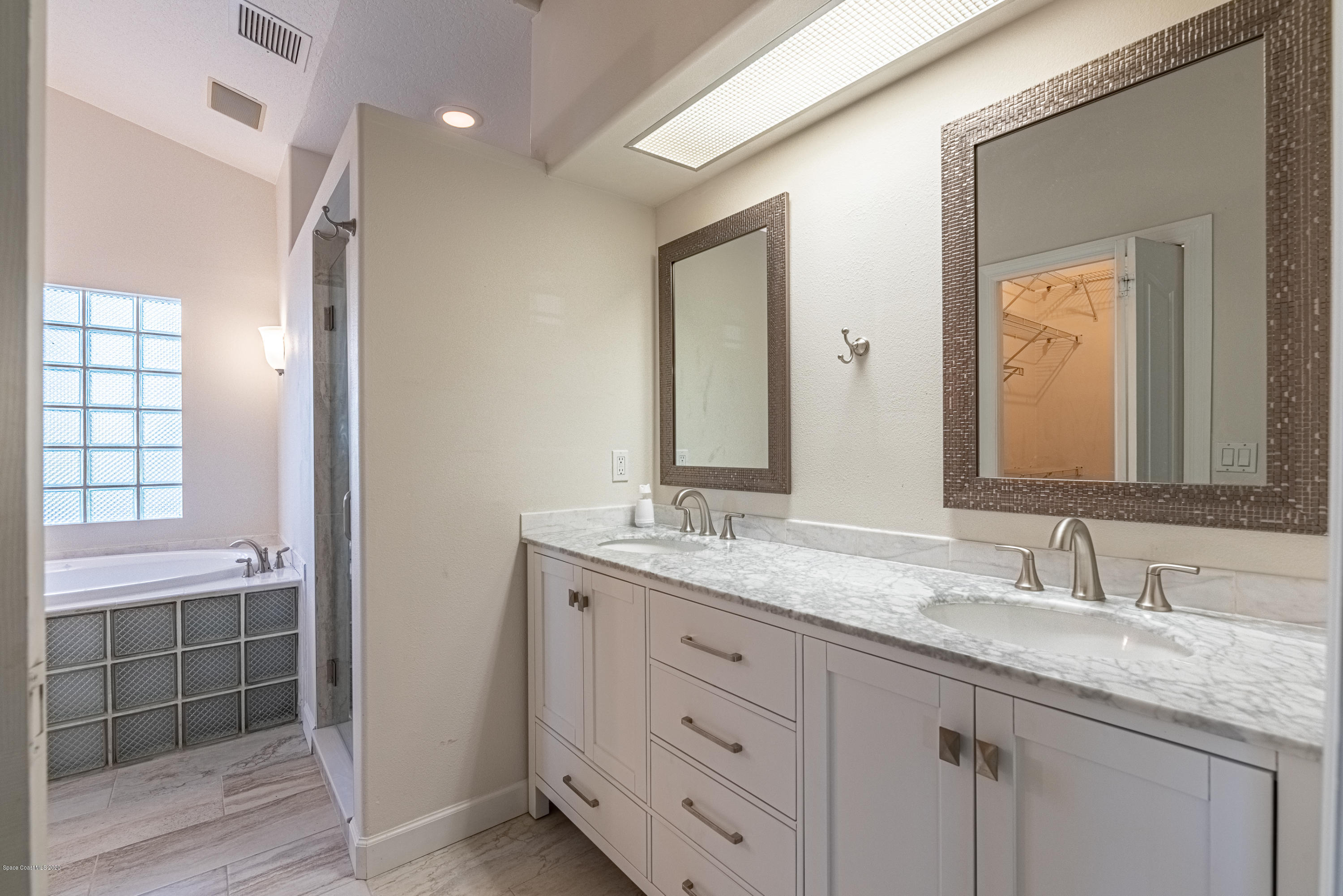2509 Reed Avenue Melbourne, FL 32901 - Photo 6 of 33 JC7_8199-HDR