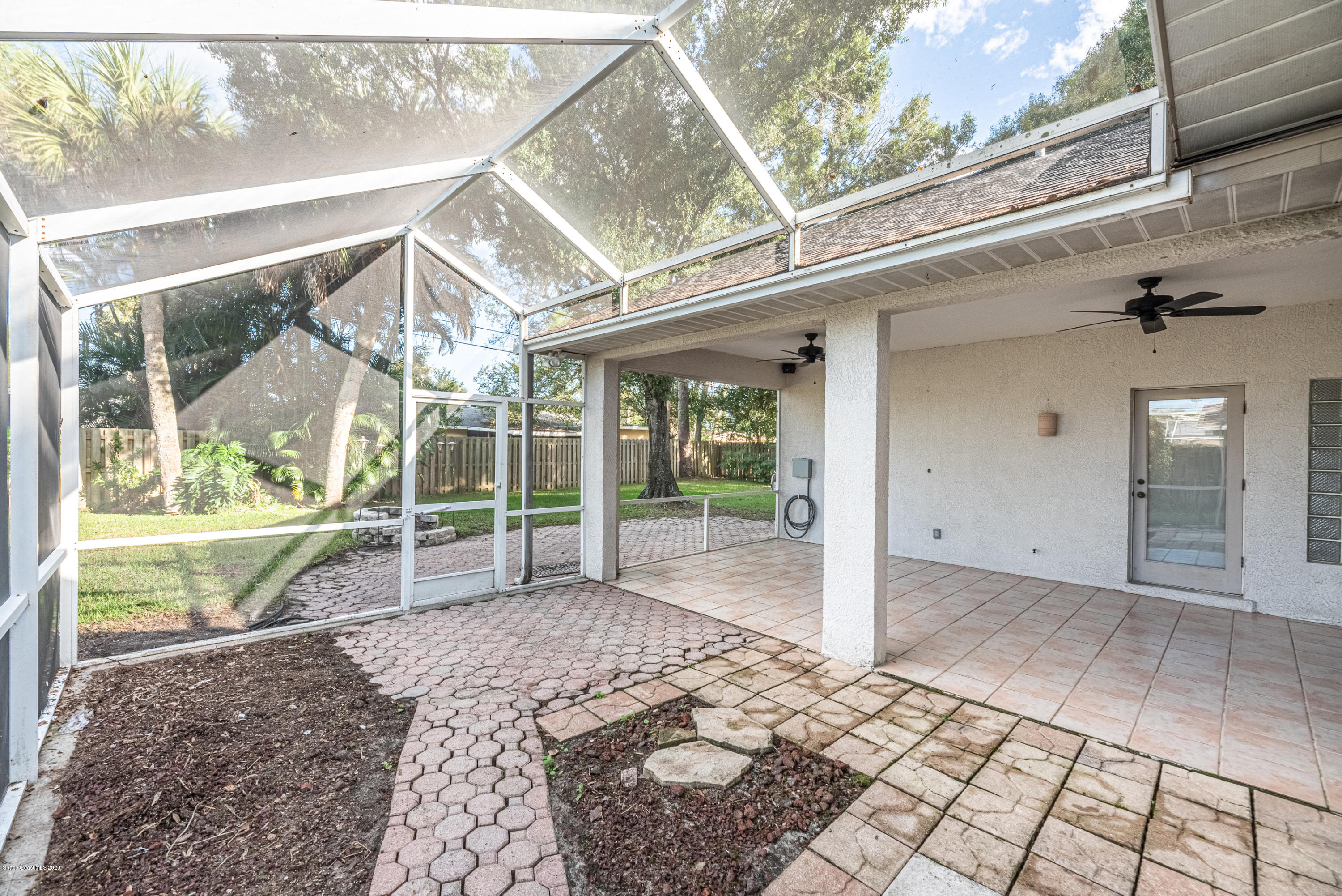 2509 Reed Avenue Melbourne, FL 32901 - Photo 9 of 33 JC7_8106-HDR