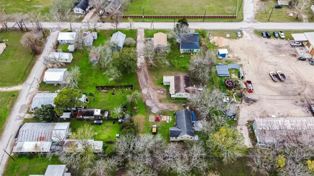 $180,000 | 310 North Kleas Street, Edna, TX 77957