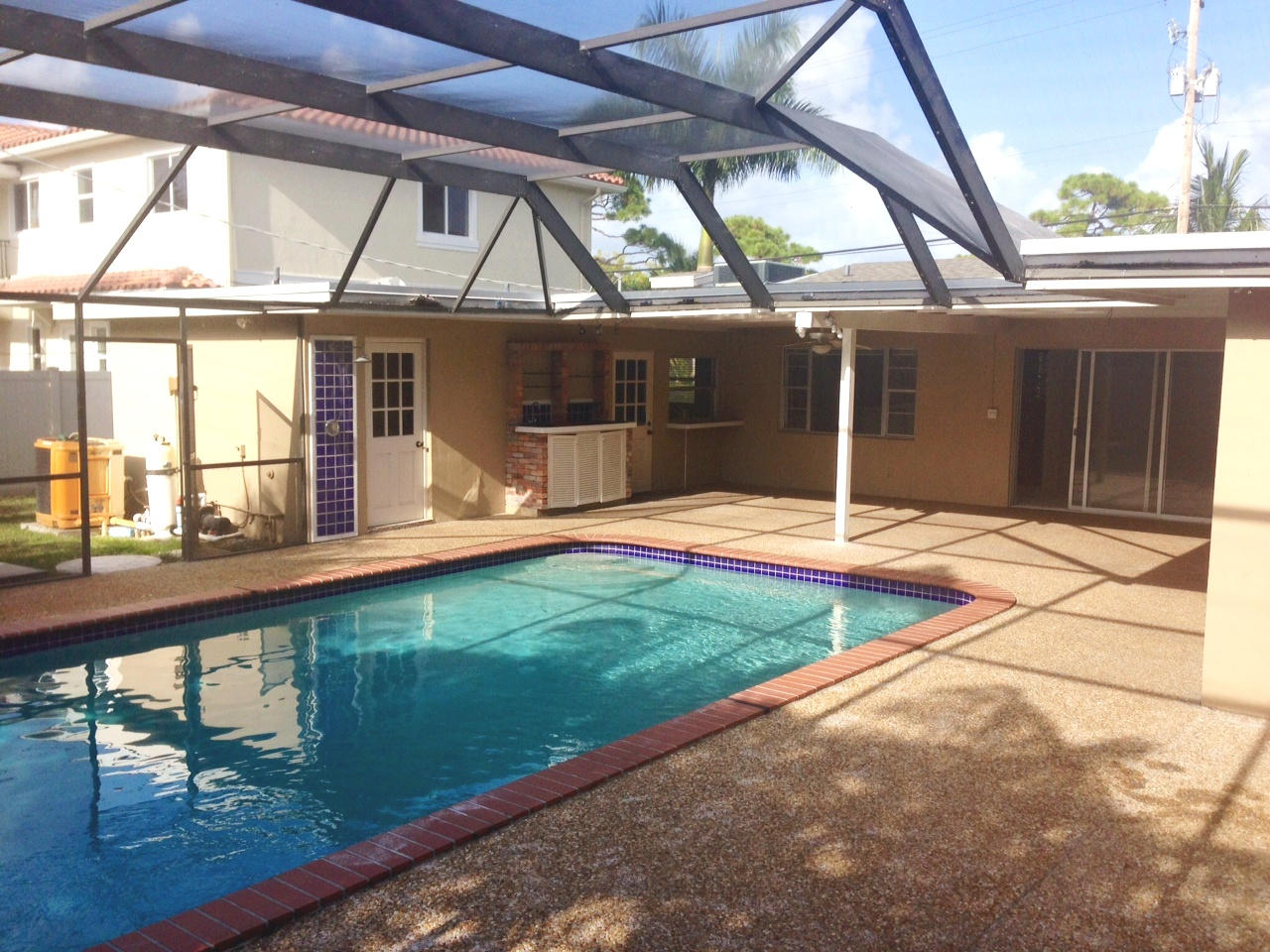 1475 Northeast 5th Avenue Boca Raton, FL 33432 - Photo 4 of 11 Pool Area