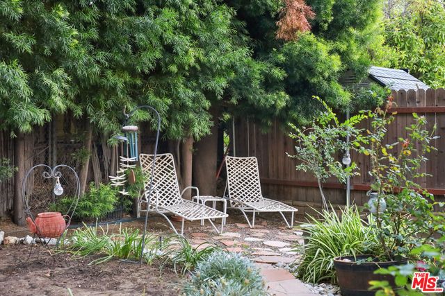 $1,995,000 | 1242 North Isabel Street, Glendale, CA 91207