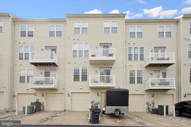 a picture of a bench in a white building