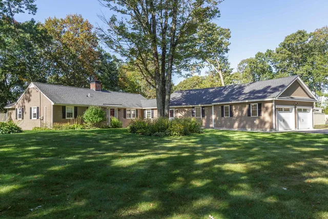 $699,900 | 492 Woodlawn Ridge Road, Pembroke, NH 03275