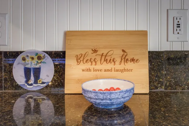 $699,900 | 492 Woodlawn Ridge Road, Pembroke, NH 03275