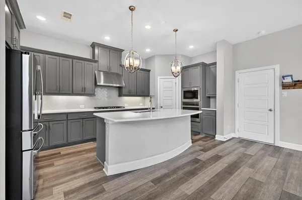 $4,250 | 2028 Barbette Street, Fort Worth, TX 76008