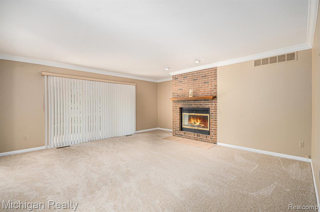 3531 East Commerce Road Commerce Township, MI 48382 - Photo 10 of 30