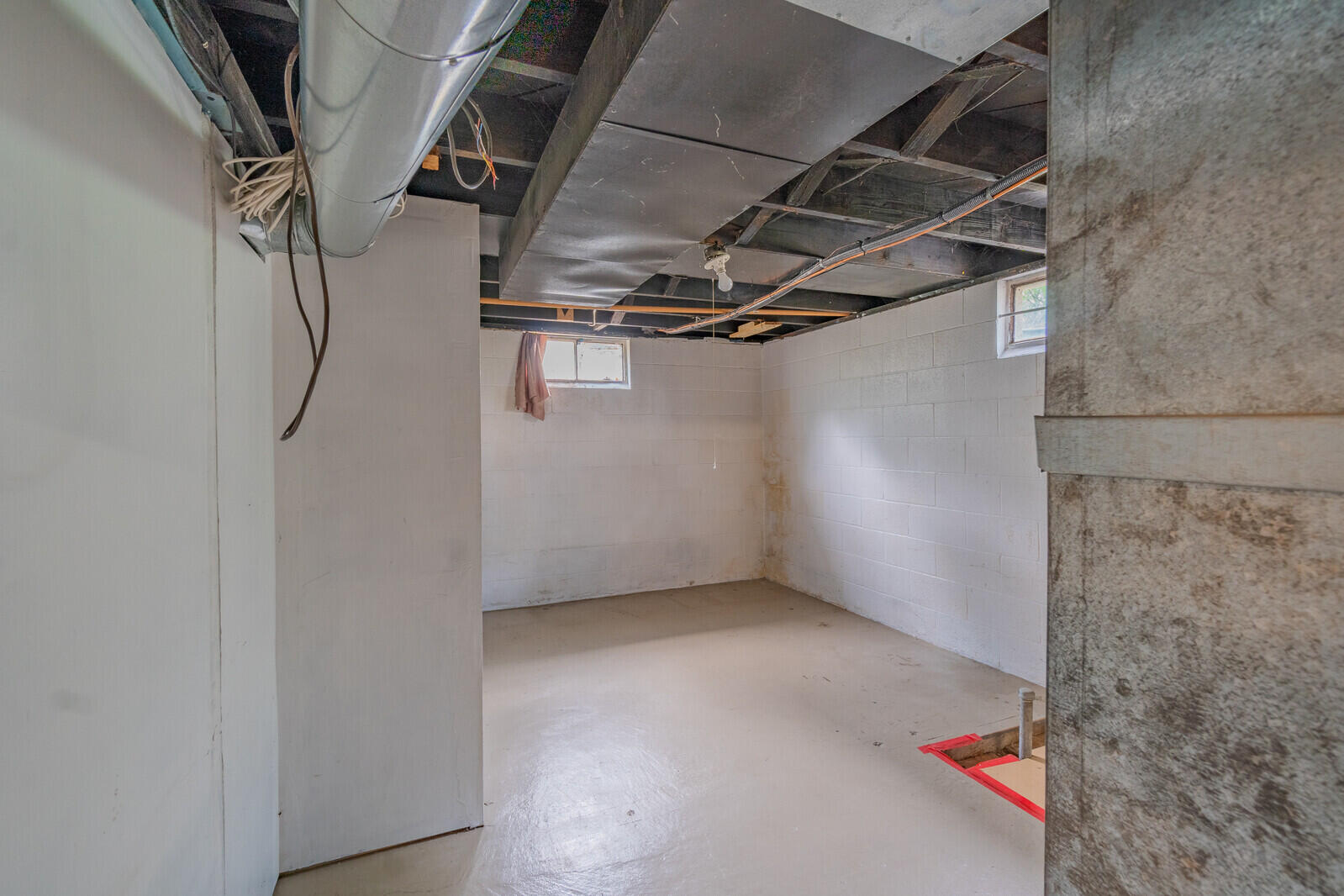 215 South Fruitport Road Spring Lake, MI 49456 - Photo 14 of 17 IMG_7131