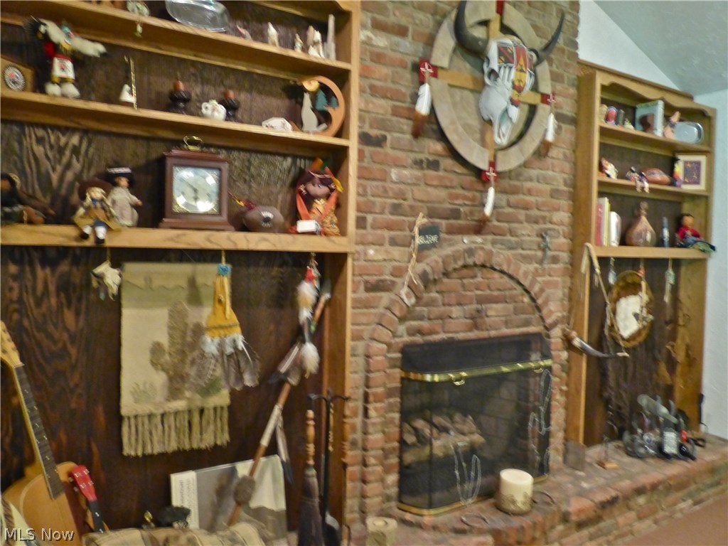 16200 Messenger Road Burton, OH 44021 - Photo 7 of 32