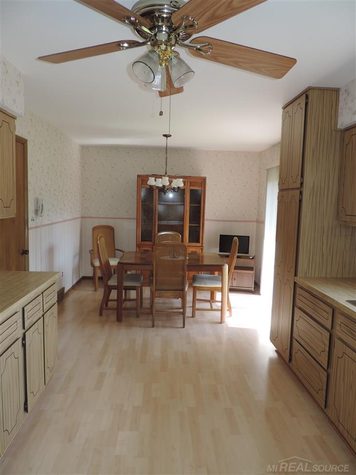 37600 Hobarth Road Chesterfield, MI 48047 - Photo 6 of 32