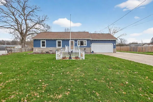 $214,900 | 805 Vera Cruz Street, Jackson, MI 49203