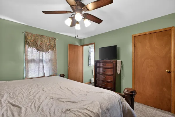 $214,900 | 805 Vera Cruz Street, Jackson, MI 49203
