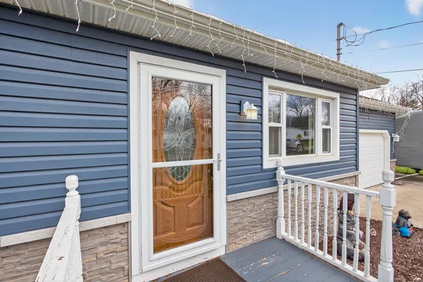 $214,900 | 805 Vera Cruz Street, Jackson, MI 49203