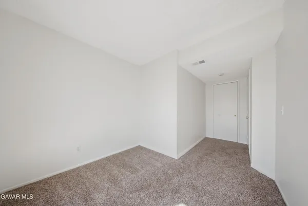 $269,900 | 38710 10th Street East, Unit 18, Palmdale, CA 93550