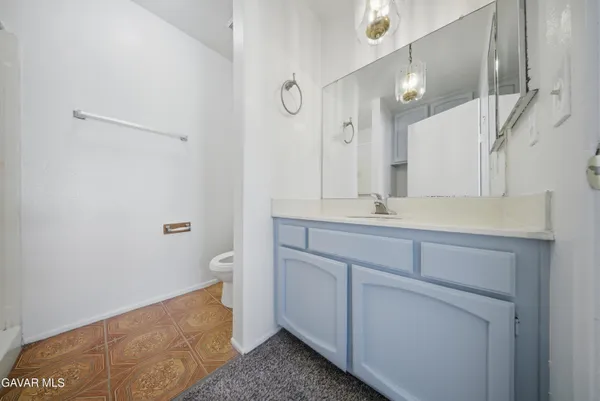 $269,900 | 38710 10th Street East, Unit 18, Palmdale, CA 93550