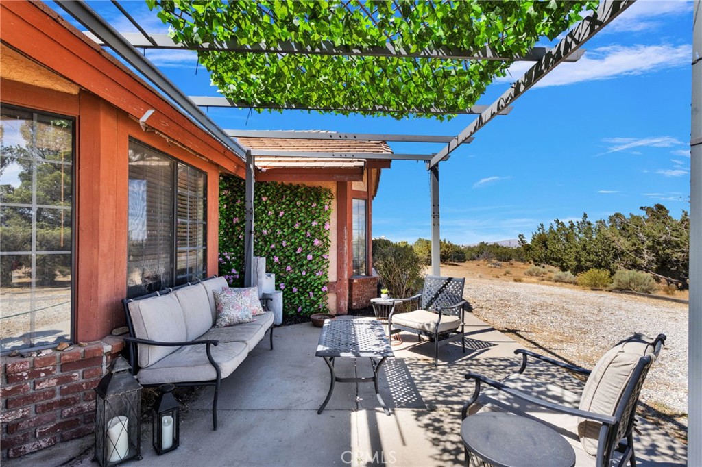 11778 Buffalo Road Hesperia, CA 92344 - Photo 7 of 64 Gallery Image 7