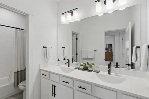 $559,000 | 9001 Spire View, Austin, TX 78744