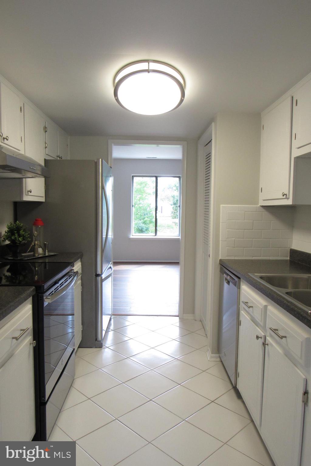 3164 Adderley Court, Unit 241D Silver Spring, MD 20906 - Photo 5 of 17