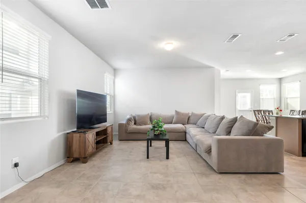 $439,900 | 2713 Paragon Fox Drive, Manor, TX 78653