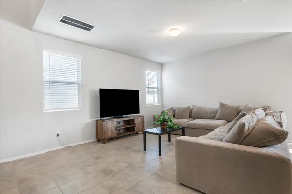 $439,900 | 2713 Paragon Fox Drive, Manor, TX 78653