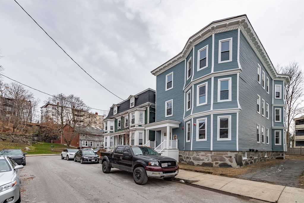 70 Rockland Street Boston, MA 02119 - Photo 4 of 35