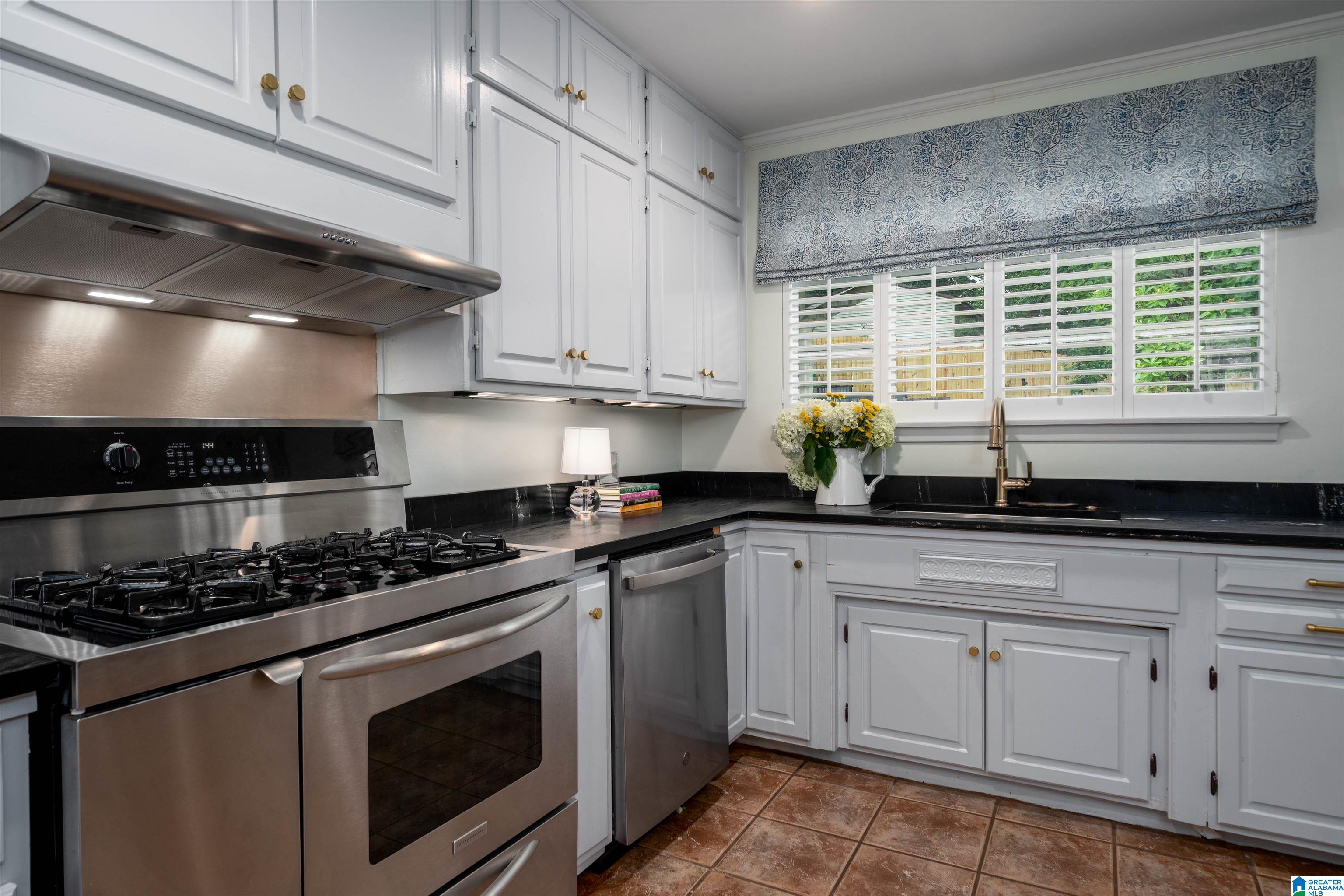 2120 Chestnut Road Birmingham, AL 35216 - Photo 16 of 49