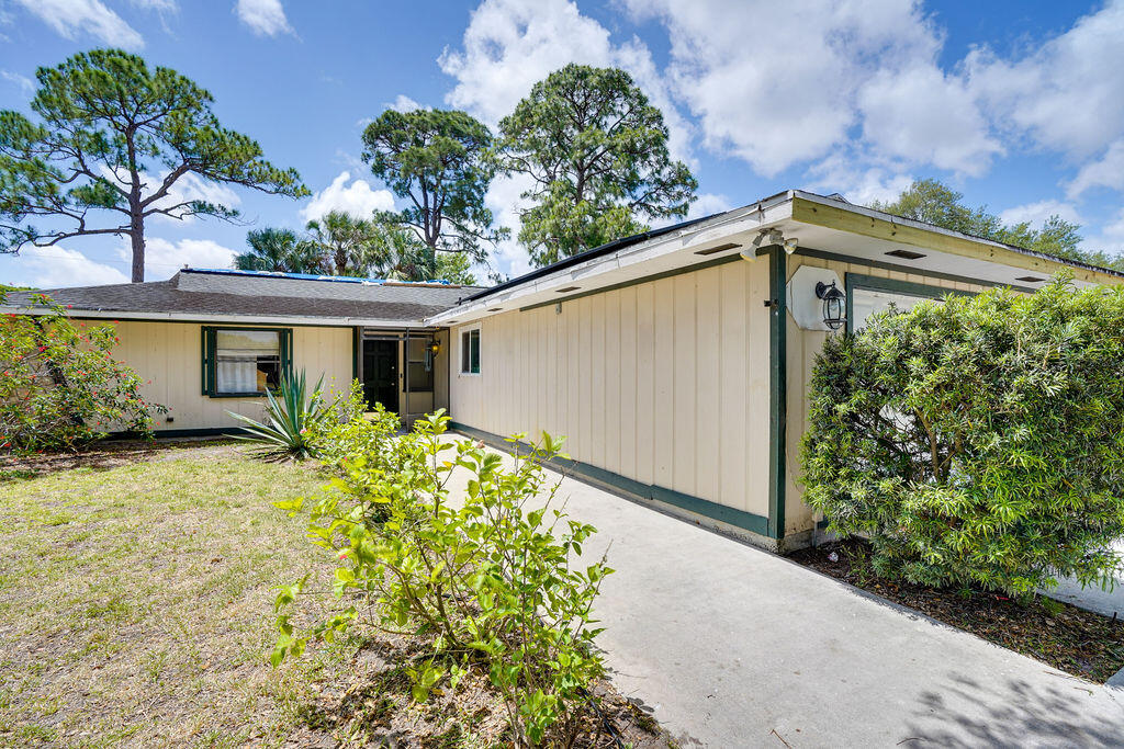 6707 Salerno Road Fort Pierce, FL 34951 - Photo 14 of 19 X(7of19)