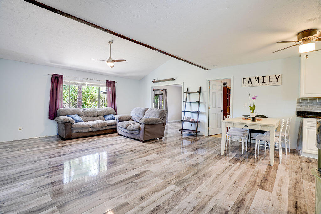 6707 Salerno Road Fort Pierce, FL 34951 - Photo 4 of 19 X(8of19)