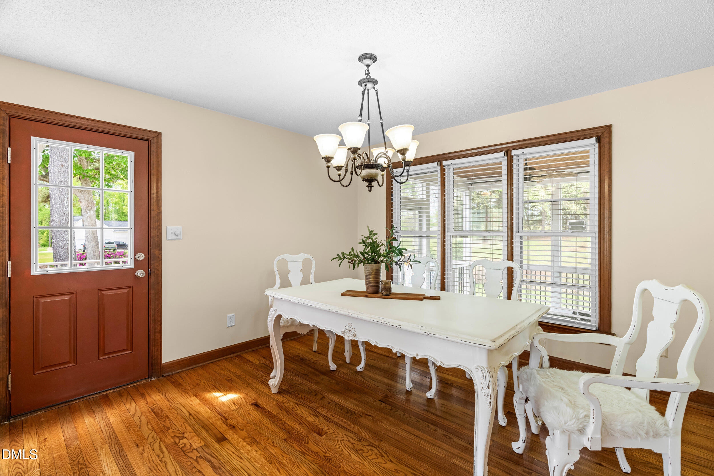 1302 Swift Creek Road Smithfield, NC 27577 - Photo 10 of 46 dsc09225