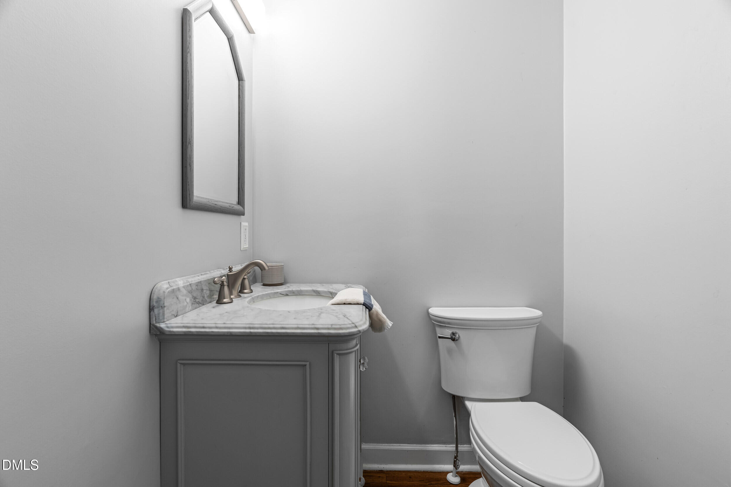 1302 Swift Creek Road Smithfield, NC 27577 - Photo 23 of 46 dsc09261