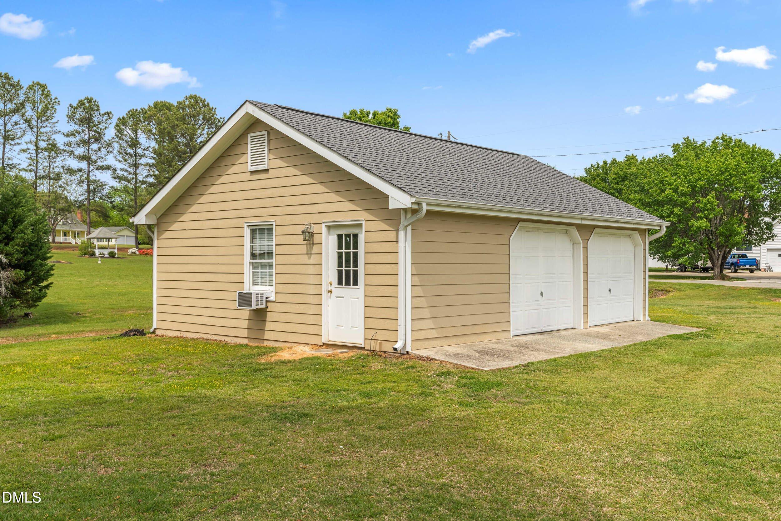 1302 Swift Creek Road Smithfield, NC 27577 - Photo 35 of 46 dsc09298