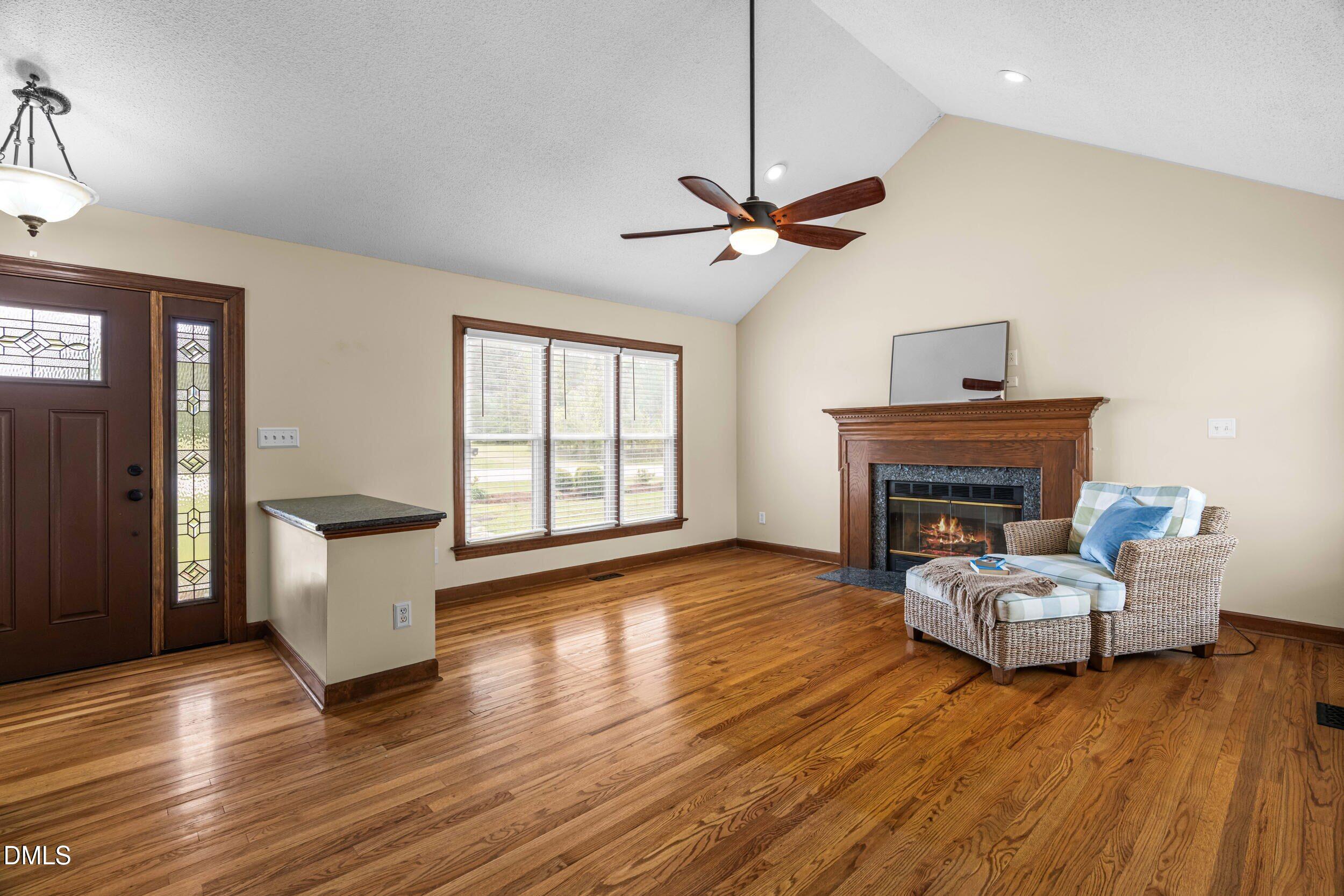 1302 Swift Creek Road Smithfield, NC 27577 - Photo 5 of 46 dsc09210