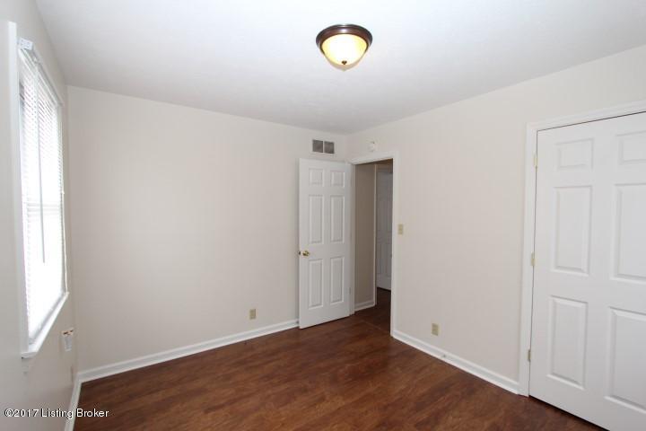 183 Hickory Road Lawrenceburg, KY 40342 - Photo 23 of 36 Bedroom 3 (2)