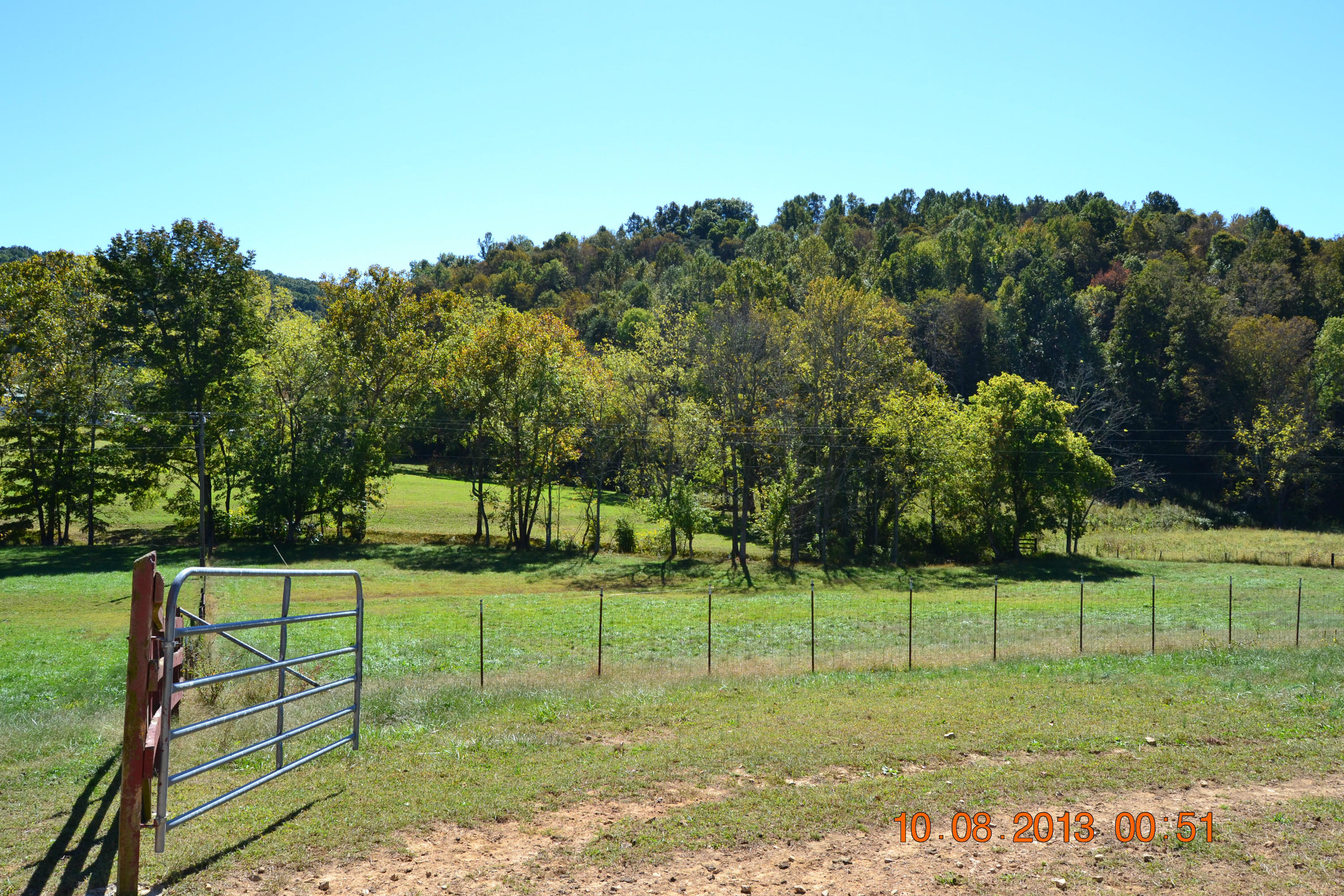 590 Tater Valley Road Luttrell, TN 37779 - Photo 6 of 35 590 Tater Valley 013