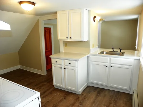 $1,400 | 53 Spruce Street, Unit 2, Winchendon, MA 01475
