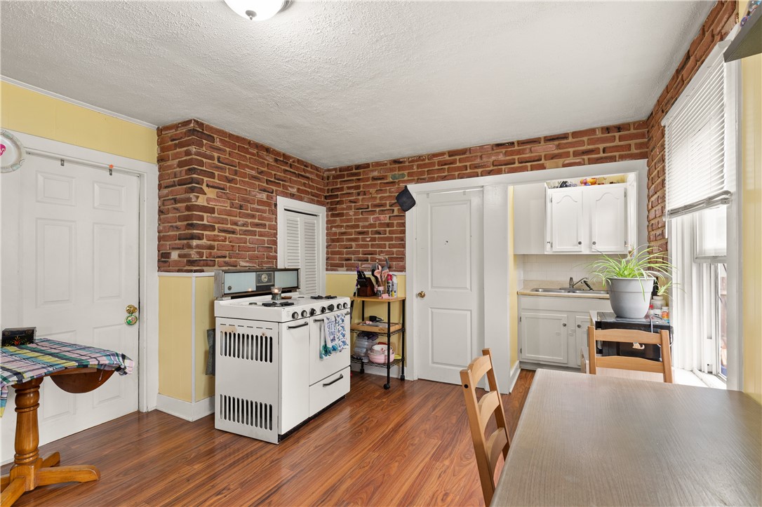 25 Davis Street Warren, RI 02885 - Photo 18 of 27 Gallery Image 18