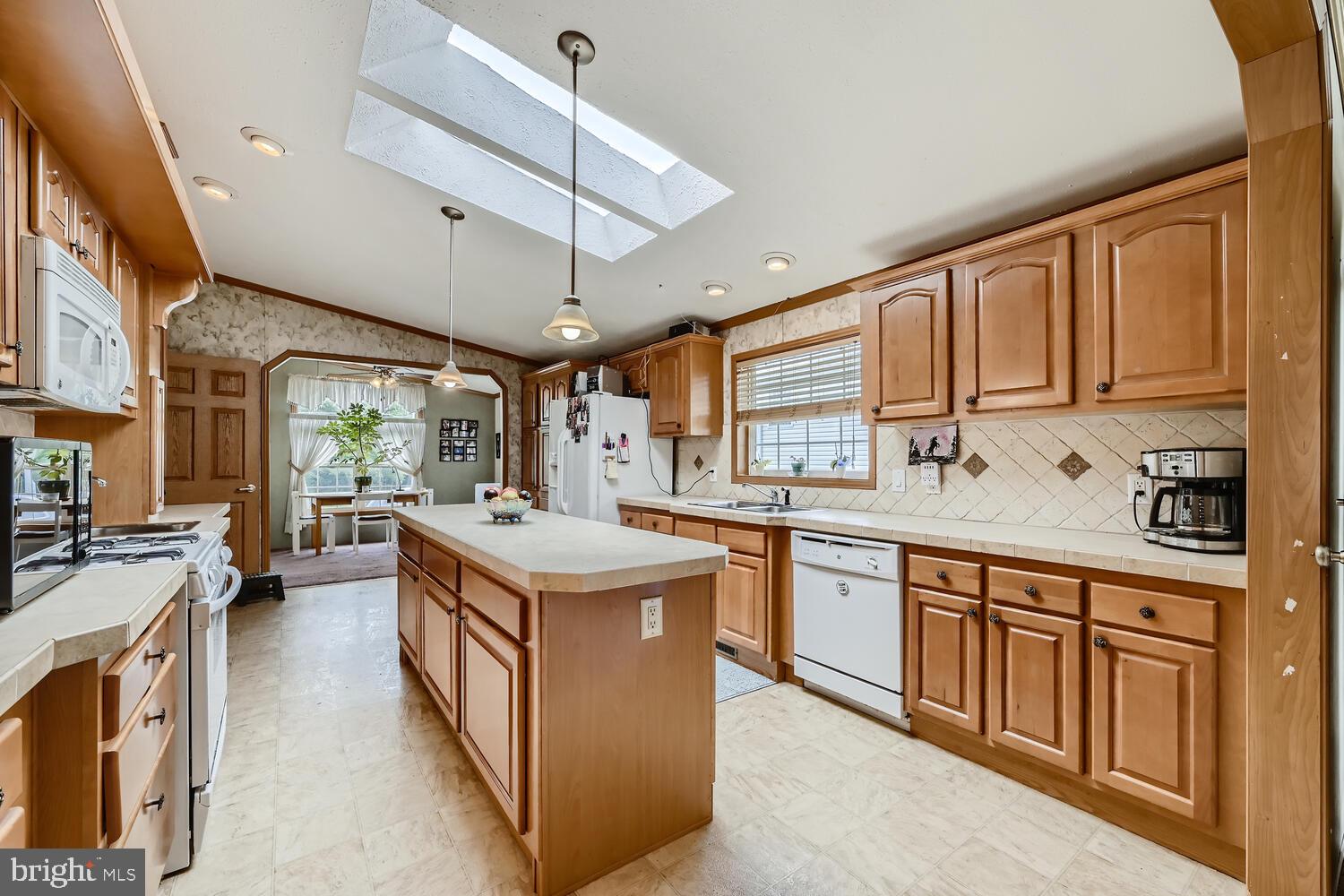 11540 Philadelphia Road, Unit 34 White Marsh, MD 21162 - Photo 14 of 28