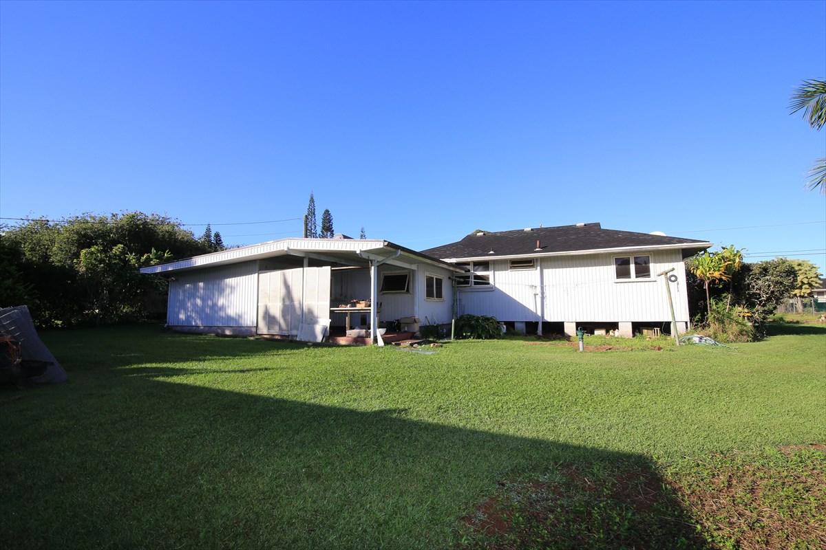 3378 Hailima Road Koloa, HI 96756 - Photo 7 of 8 a view of a house with a big yard