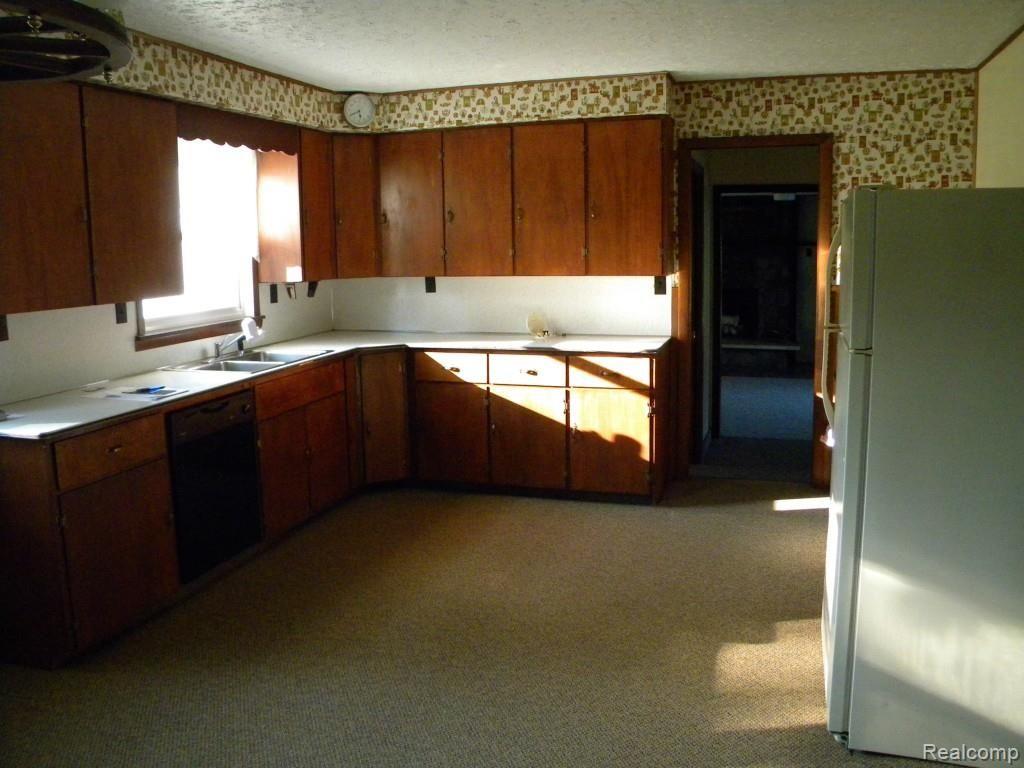 6005 Brown Road Avoca, MI 48006 - Photo 2 of 19