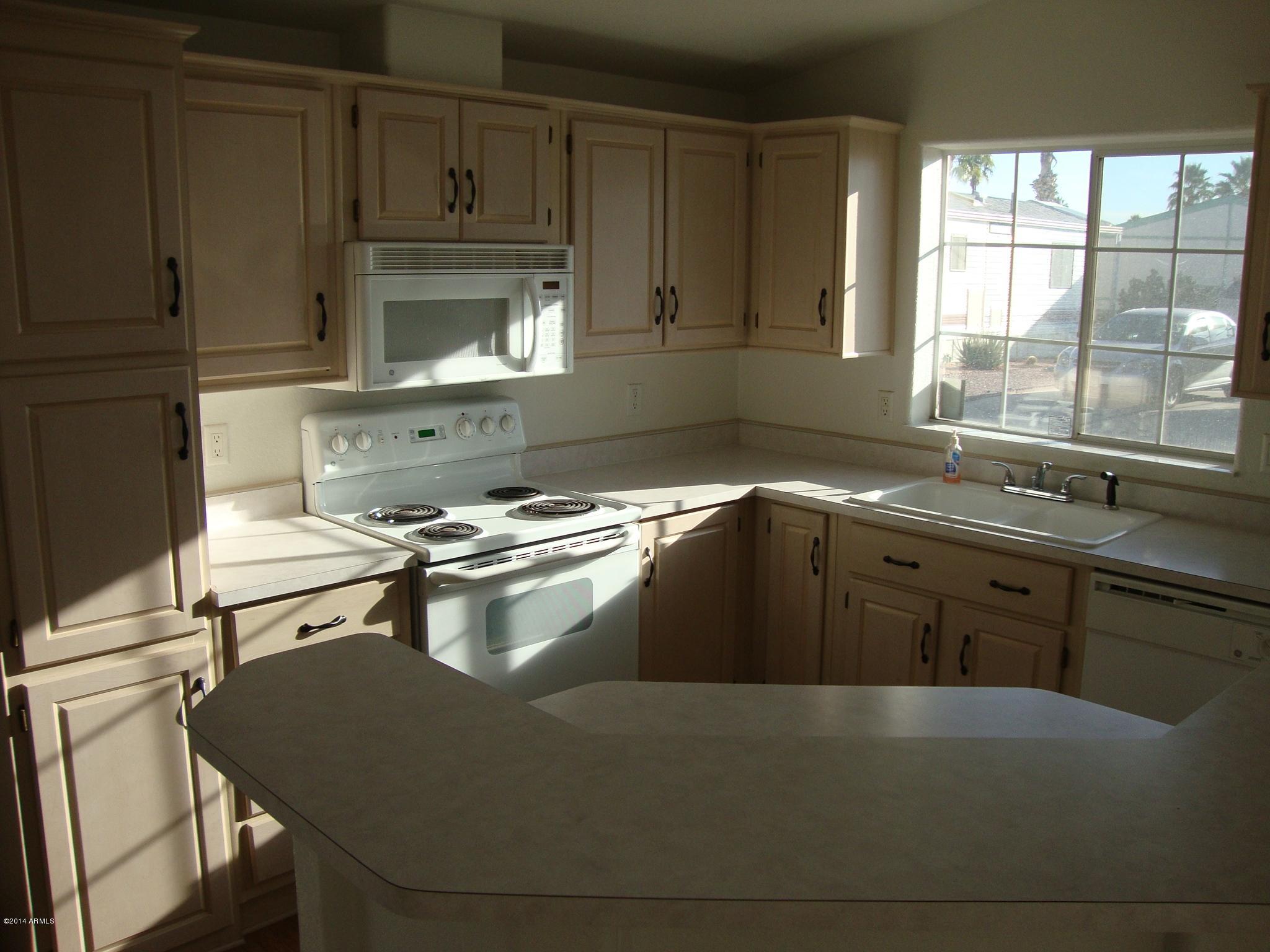 8865 East Baseline Road, Unit 706 Mesa, AZ 85209 - Photo 6 of 14 Kitchen