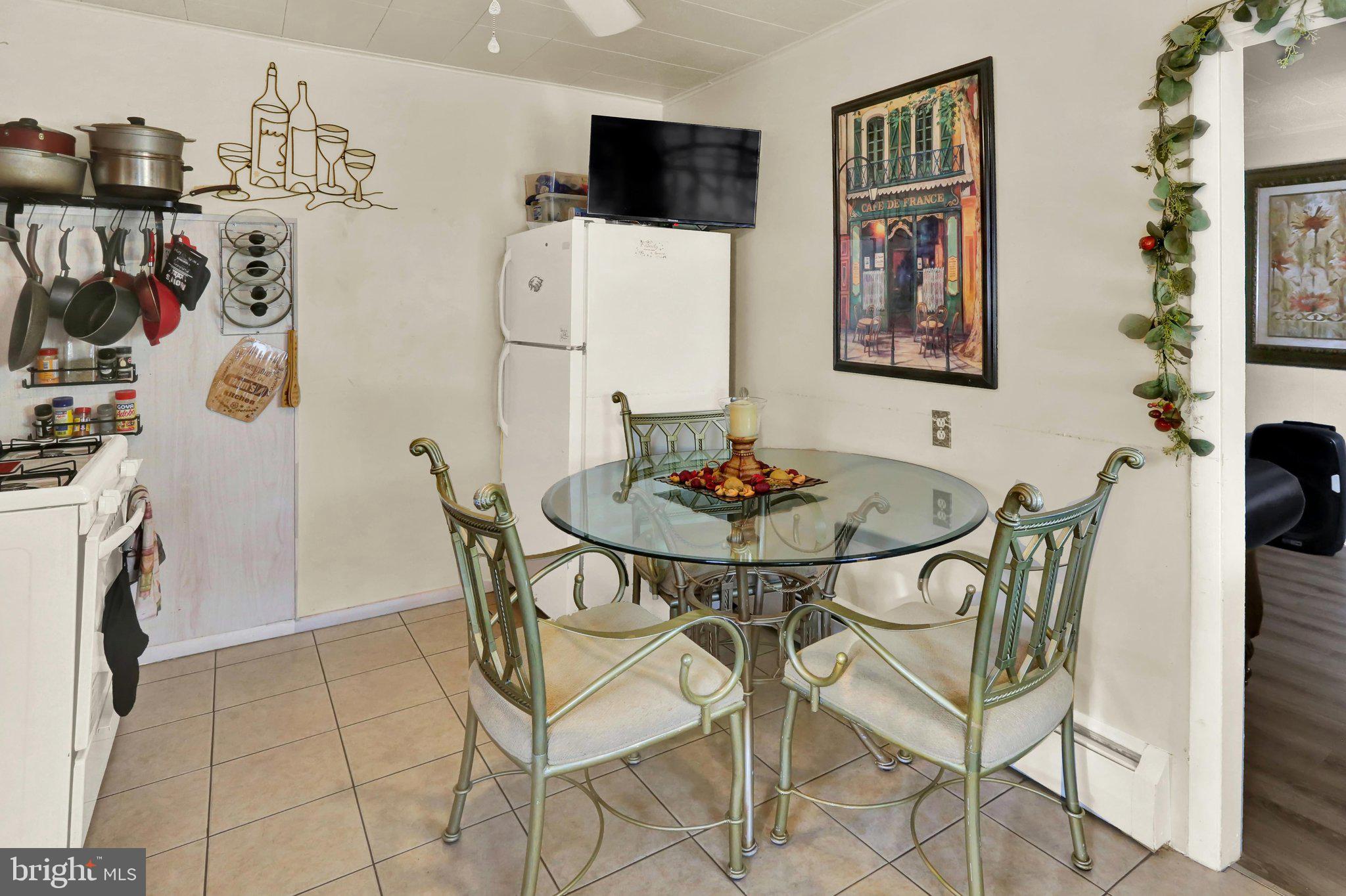 702 Poplar Street Lancaster, PA 17603 - Photo 8 of 47