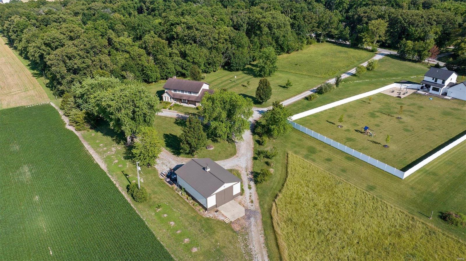 12849 North Ridge Drive Highland, IL 62249 - Photo 2 of 47