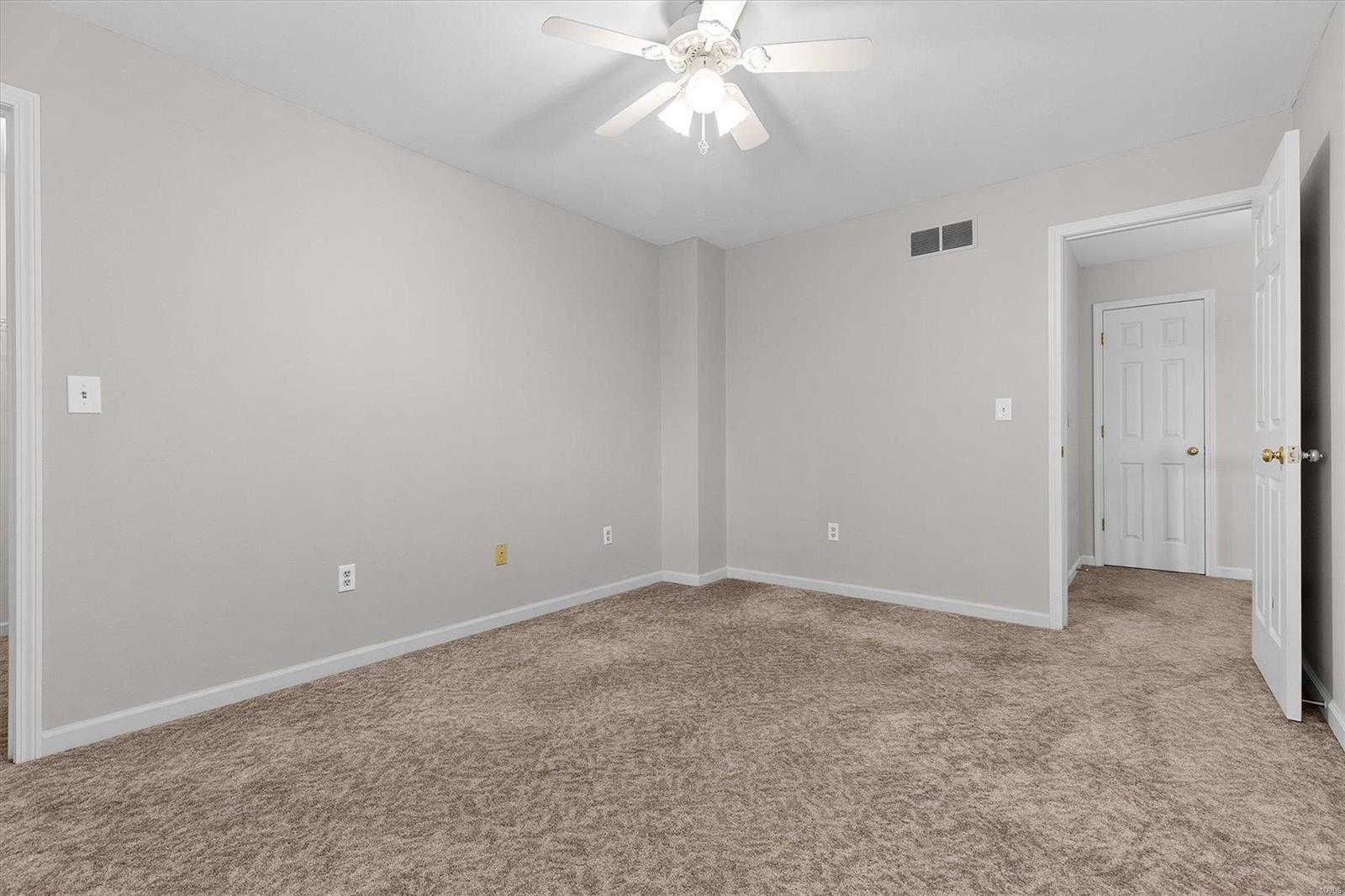 12849 North Ridge Drive Highland, IL 62249 - Photo 28 of 47