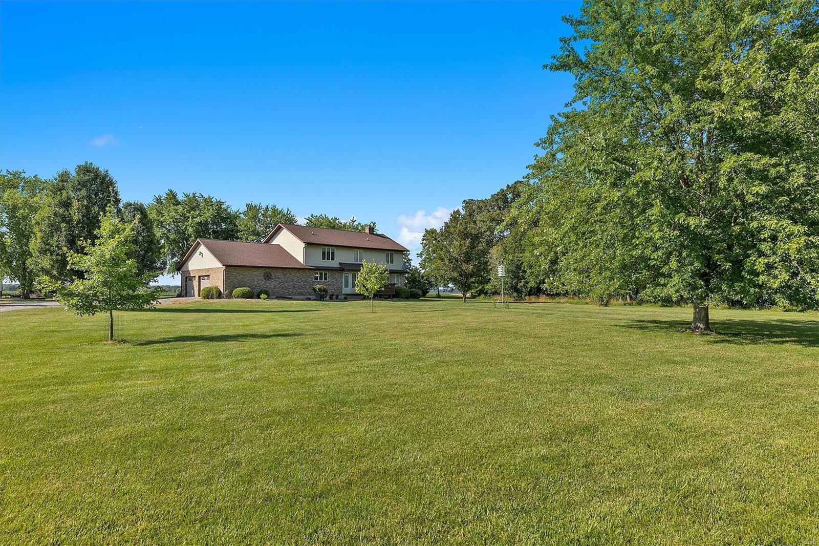 12849 North Ridge Drive Highland, IL 62249 - Photo 36 of 47