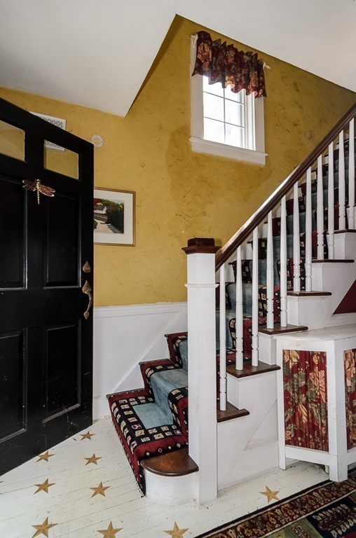 22 Everett Street Sherborn, MA 01770 - Photo 2 of 20